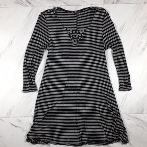 ⭐️ L COIN 1804 B&W STRIPED DRESS (SMALL DAMAGE)